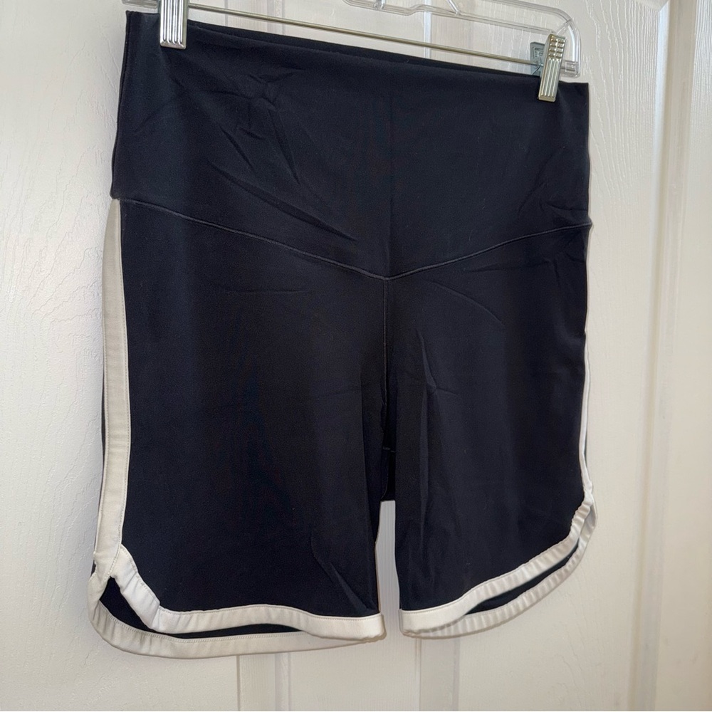 Offline By Aerie Real Me XTRA High Waisted 7” Bike Short - Picture 4 of 6
